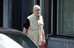 Amsterdam 6 juli 2023
Hugo Metsers heeft boodschappen gedaan en loopt terug naar zijn huis in Amsterdam zuid.