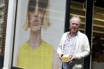 Amsterdam 6 juli 2023
Jack Spijkerman koopt nieuwe zonnebril bij Bril op de cornelis schuytstraat