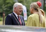 Schevenigen 23 juni 2023
Hare Majesteit Koningin Maxima bezocht het erfgoedpark Loosduinen in Den Haag.
Oa burgemeetser jan v Zanen was daarbij aanwezig.