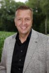 Holten 29 juni 2023
25 jaar Rooftop studio's van Edwin v Hoevelaak .
Jannes met Edwin v Hoevelaak en Natasja Poels