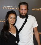 Amsterdam 19 juli 2023
Premiere Oppenheimer in Pathe Arena.
Jennifer de Jong met man
