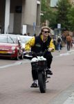 Amsterdam 24 juli 2023
Jordy Huisman van Kris Kroos Amsterdam op zijn electrische fiets