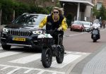 Amsterdam 24 juli 2023
Jordy Huisman van Kris Kroos Amsterdam op zijn electrische fiets