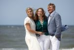 Den haag 30 juni 2023
Fotosessie op het strand Koning Willem Alexander, koningin Maxima en prinses Ariane, Prinses  Amalia en Prinses Alexia poseren tijdens de fotosessie op het strand met hond mambo.