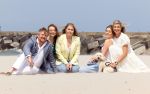 Den haag 30 juni 2023
Fotosessie op het strand Koning Willem Alexander, koningin Maxima en prinses Ariane, Prinses  Amalia en Prinses Alexia poseren tijdens de fotosessie op het strand met hond mambo.