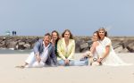 Den haag 30 juni 2023
Fotosessie op het strand Koning Willem Alexander, koningin Maxima en prinses Ariane, Prinses  Amalia en Prinses Alexia poseren tijdens de fotosessie op het strand met hond mambo.