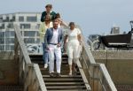 Den haag 30 juni 2023
Fotosessie op het strand Koning Willem Alexander, koningin Maxima en prinses Ariane, Prinses  Amalia en Prinses Alexia poseren tijdens de fotosessie op het strand met hond mambo.