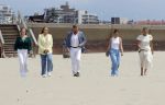 Den haag 30 juni 2023
Fotosessie op het strand Koning Willem Alexander, koningin Maxima en prinses Ariane, Prinses  Amalia en Prinses Alexia poseren tijdens de fotosessie op het strand met hond mambo.