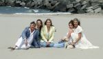 Den haag 30 juni 2023
Fotosessie op het strand Koning Willem Alexander, koningin Maxima en prinses Ariane, Prinses  Amalia en Prinses Alexia poseren tijdens de fotosessie op het strand met hond mambo.
