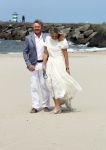 Den haag 30 juni 2023
Fotosessie op het strand Koning Willem Alexander, koningin Maxima en prinses Ariane, Prinses  Amalia en Prinses Alexia poseren tijdens de fotosessie op het strand met hond mambo.