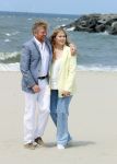 Den haag 30 juni 2023
Fotosessie op het strand Koning Willem Alexander, koningin Maxima en prinses Ariane, Prinses  Amalia en Prinses Alexia poseren tijdens de fotosessie op het strand met hond mambo.