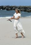 Den haag 30 juni 2023
Fotosessie op het strand Koning Willem Alexander, koningin Maxima en prinses Ariane, Prinses  Amalia en Prinses Alexia poseren tijdens de fotosessie op het strand met hond mambo.
