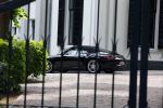 Huizen 7 8 en 9 juli 2023
De autos van Linda de Mol en Jeroen Rietbergen voor haar huis .
Linda viert haar verjaardag met vriendinnen in de tuin . Oa Susan Visser Mireille Bekooy Xenia Kasper en Lies Visschedijk waren aanwezig.