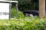Laren 29 juni 2023
Linda de Mol rijdt in haar Porsche 911 cabrio naar het hoofdkantoor van Talpa.
