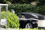 Laren 29 juni 2023
Linda de Mol rijdt in haar Porsche 911 cabrio naar het hoofdkantoor van Talpa.