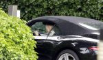 Laren 29 juni 2023
Linda de Mol rijdt in haar Porsche 911 cabrio naar het hoofdkantoor van Talpa.