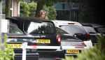 Laren 29 juni 2023
Linda de Mol rijdt in haar Porsche 911 cabrio naar het hoofdkantoor van Talpa.