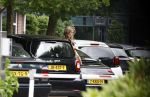 Laren 29 juni 2023
Linda de Mol rijdt in haar Porsche 911 cabrio naar het hoofdkantoor van Talpa.