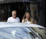 Naarden, 17 juli 2023
Linda de Mol samen met  Erland Galjaard