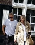 Naarden 17 juli 2023
Linda de Mol heeft afspraak met Erland Galjaard in Restaurant Vesting Lounge in Naarden Vesting.