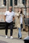 Naarden 17 juli 2023
Linda de Mol heeft afspraak met Erland Galjaard in Restaurant Vesting Lounge in Naarden Vesting.