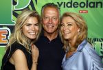 Rhenen 13 juli 2023
Reunie Zoop in oudehands dierenpark.
Nicolette v Dam met haar ouders