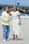 Den haag 30 juni 2023
Fotosessie op het strand Koning Willem Alexander, koningin Maxima en prinses Ariane, Prinses  Amalia en Prinses Alexia poseren tijdens de fotosessie op het strand met hond mambo.