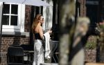 Naarden 17 juli 2023
Quinty Trustfull met haar manager Hans v d Veen op terras in naarden Vesting