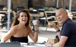 Naarden 17 juli 2023
Quinty Trustfull met haar manager Hans v d Veen op terras in naarden Vesting