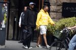 Amsterdam 18 juli 2023
Rapper Dio met een vriend in Amsterdam zuid.