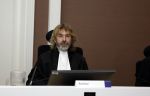 Assen 25 juli 2023
Rechtszaak Thijs Romer in de rechtbank van Assen Zijn moeder vader  Peter Romer en stiefmoeder kwamen met hem mee. Zijn advocaat is Wikke Monster