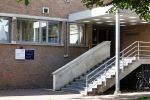 Assen 25 juli 2023
Rechtszaak Thijs Romer in de rechtbank van Assen Zijn moeder vader  Peter Romer en stiefmoeder kwamen met hem mee. Zijn advocaat is Wikke Monster