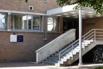 Assen 25 juli 2023
Rechtszaak Thijs Romer in de rechtbank van Assen Zijn moeder vader  Peter Romer en stiefmoeder kwamen met hem mee. Zijn advocaat is Wikke Monster