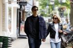 Amsterdam 6 juli 2023
Rob Kemps met zijn nieuwe vriendin Stephanie Klaver op straat in Amsterdam zuid.