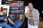 Zandvoort 6 juli 2023
Presentatie Formule 1 F1 spel van Robert Doornbos en Chantal Bles in de box van Redbull op circuitpark Zandvoort.