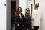 Amsterdam 14 juli 2023
Robine v d Meer met dochter en een vriendin  in Amsterdam zuid.
