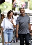 Amsterdam 18 juli 2023
Ruud Gullit en zijn vriendin Karin de Rooy op de cornelus Schuytstraat.
