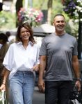Amsterdam 18 juli 2023
Ruud Gullit en zijn vriendin Karin de Rooy op de cornelus Schuytstraat.