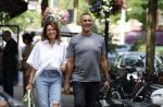 Amsterdam 18 juli 2023
Ruud Gullit en zijn vriendin Karin de Rooy op de cornelus Schuytstraat.