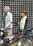 Amsterdam 22 juli 2023
Tom Egbers en zijn vrouw Janke Dekker winkelend in Amsterdam zuid. Ze waren oa bij Suit supply en de Joffers.