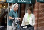 Amsterdam 22 juli 2023
Tom Egbers en zijn vrouw Janke Dekker winkelend in Amsterdam zuid. Ze waren oa bij Suit supply en de Joffers.