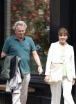 Amsterdam 22 juli 2023
Tom Egbers en zijn vrouw Janke Dekker winkelend in Amsterdam zuid. Ze waren oa bij Suit supply en de Joffers.