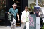 Amsterdam 22 juli 2023
Tom Egbers en zijn vrouw Janke Dekker winkelend in Amsterdam zuid. Ze waren oa bij Suit supply en de Joffers.