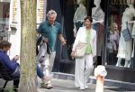 Amsterdam 22 juli 2023
Tom Egbers en zijn vrouw Janke Dekker winkelend in Amsterdam zuid. Ze waren oa bij Suit supply en de Joffers.