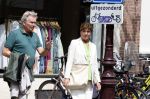Amsterdam 22 juli 2023
Tom Egbers en zijn vrouw Janke Dekker winkelend in Amsterdam zuid. Ze waren oa bij Suit supply en de Joffers.