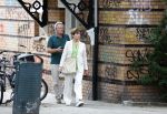 Amsterdam 22 juli 2023
Tom Egbers en zijn vrouw Janke Dekker winkelend in Amsterdam zuid. Ze waren oa bij Suit supply en de Joffers.