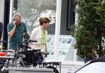 Amsterdam 22 juli 2023
Tom Egbers en zijn vrouw Janke Dekker winkelend in Amsterdam zuid. Ze waren oa bij Suit supply en de Joffers.