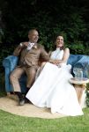 Arnhem 7 juli 2024
Annemarie Bruning en Frits Maeijer trouwen . Hun honden moeder en zoon zijn de getuigen . Marlayne Sahupala in de BAB en zingt verschillende liedjes .