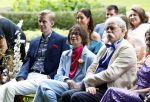 Arnhem 7 juli 2024
Annemarie Bruning en Frits Maeijer trouwen . Hun honden moeder en zoon zijn de getuigen . Marlayne Sahupala in de BAB en zingt verschillende liedjes .