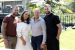 Amsterdam 17 juli 2024
Familie Roelvink gaan nieuwe serie opnemen voor RTL/Videoland.
AAnwezig in the Harbour Club Dries Roelvink Honoria Roelvin Donny Roelvink en Dave Roelvink.